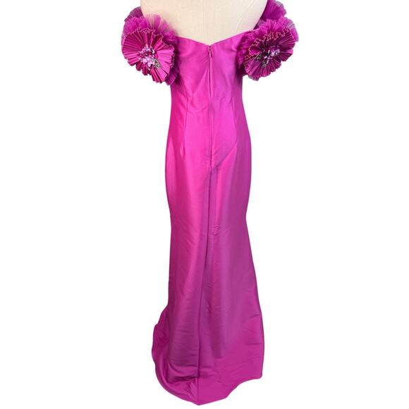 Badgley Mischka Mikado Mermaid Gown Off-Shoulder Pinwheel Flowers pink size 4 - Picture 12 of 15